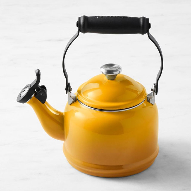 Le Creuset Classic Demi Teakettle, Nectar