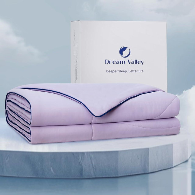 Dream Valley® Outlast® Cooling Comforter, All Season Full/Queen NASA-Grade Technology Cooling Blanket for Hot Sleepers Night Sweats, Q-Max > 0.45 Aerocool™ Breathable, Lavender Fog, 90"x90"