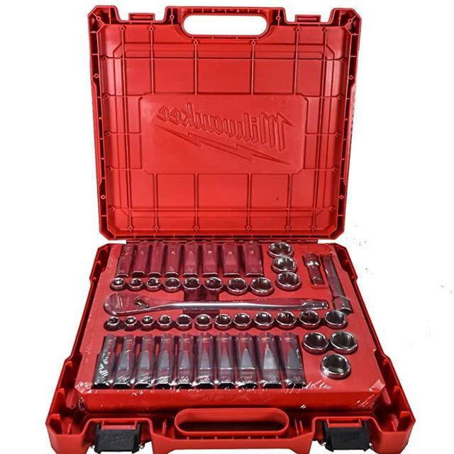 Milwaukee 48-22-9010 1/2 in. Drive SAE/Metric Ratchet and Socket Mechanics Tool Set (47-Piece)