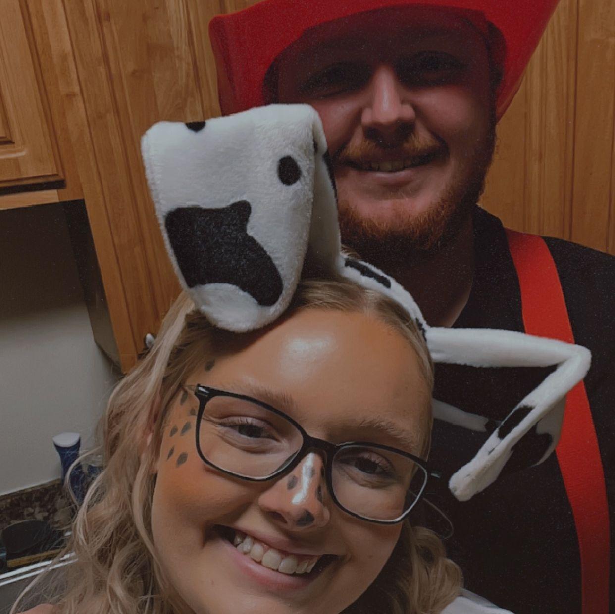 We took the jump and moved to Madison, WI for college! This is our first Halloween there!
