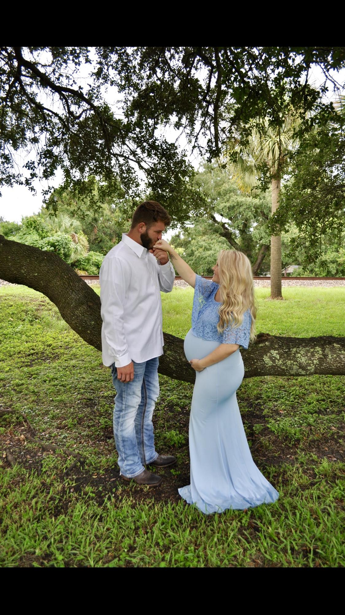 Maternity Pictures - Kaston