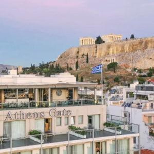 1 night of hotel in Greece