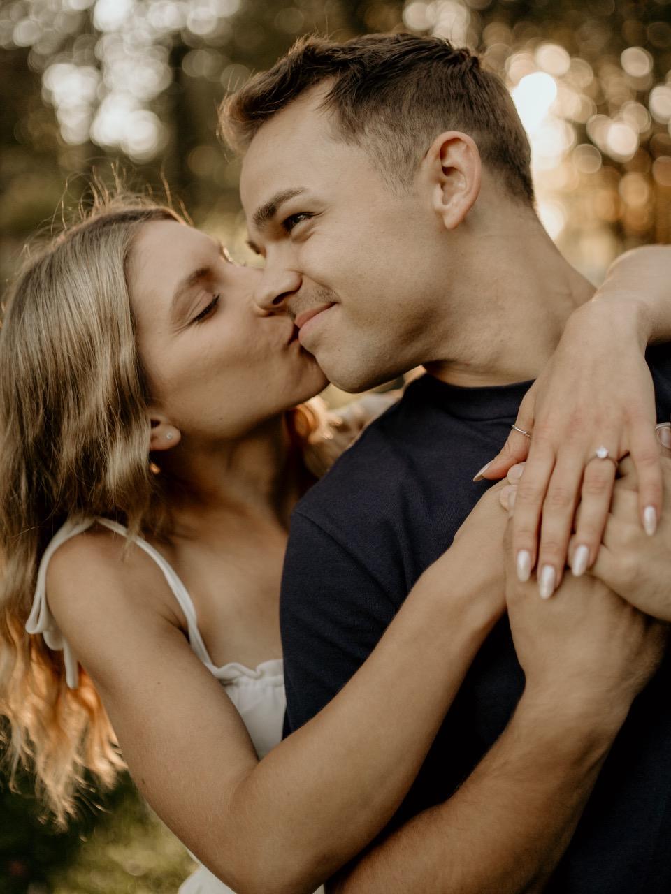 The Wedding Website of Charlie Roy and Chloé Fleurent-Grégoire