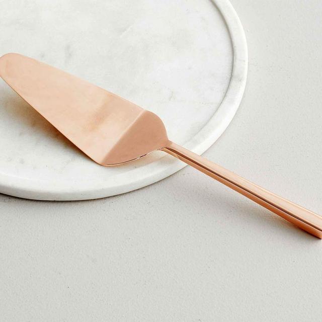 Monique Lhuillier Marlowe Pie Server
