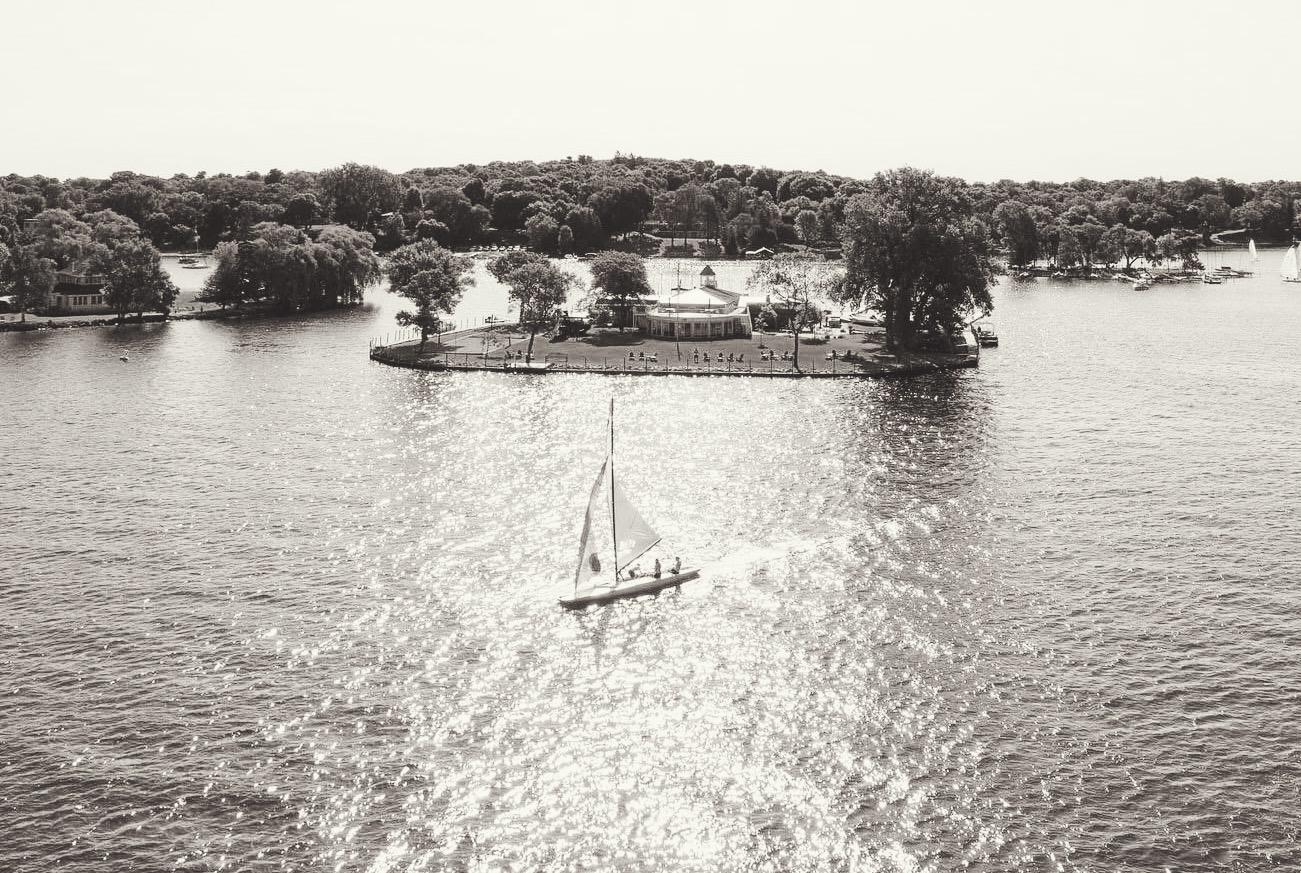 The Wedding Website of Alison Thompson and Charlie Lawrence