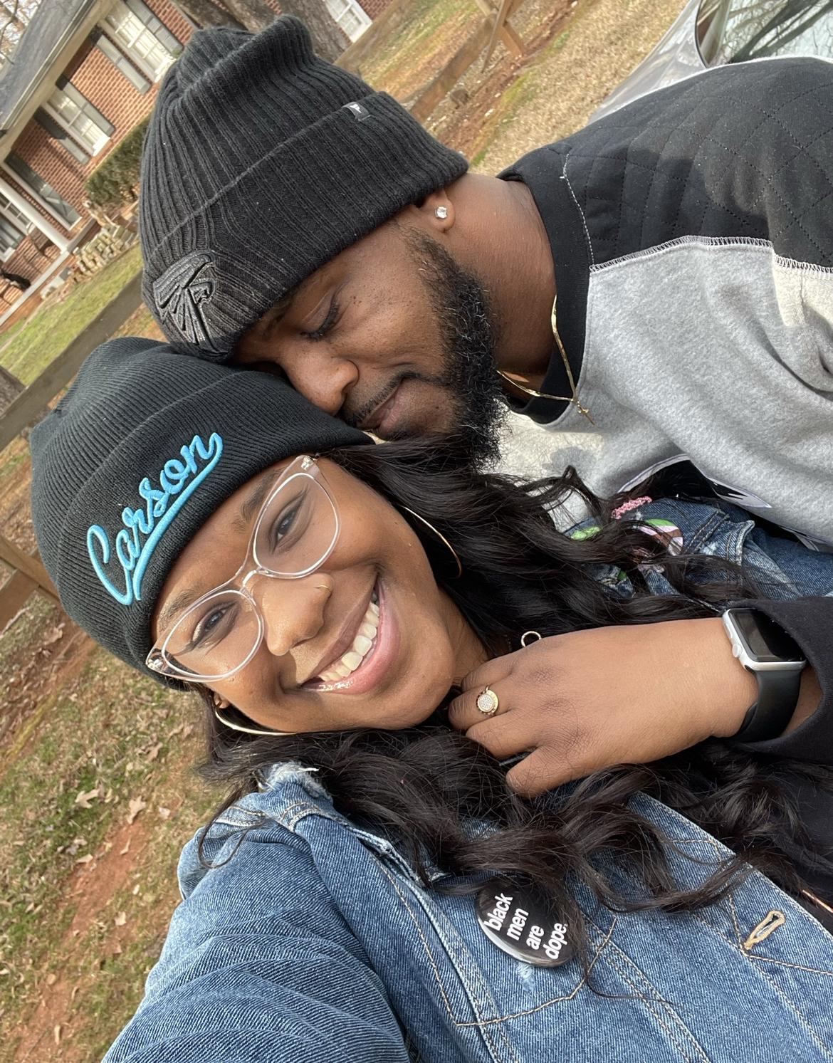 Their beanies say it all! Reppin’ their birth places! Carson, California and Atlanta, Georgia!