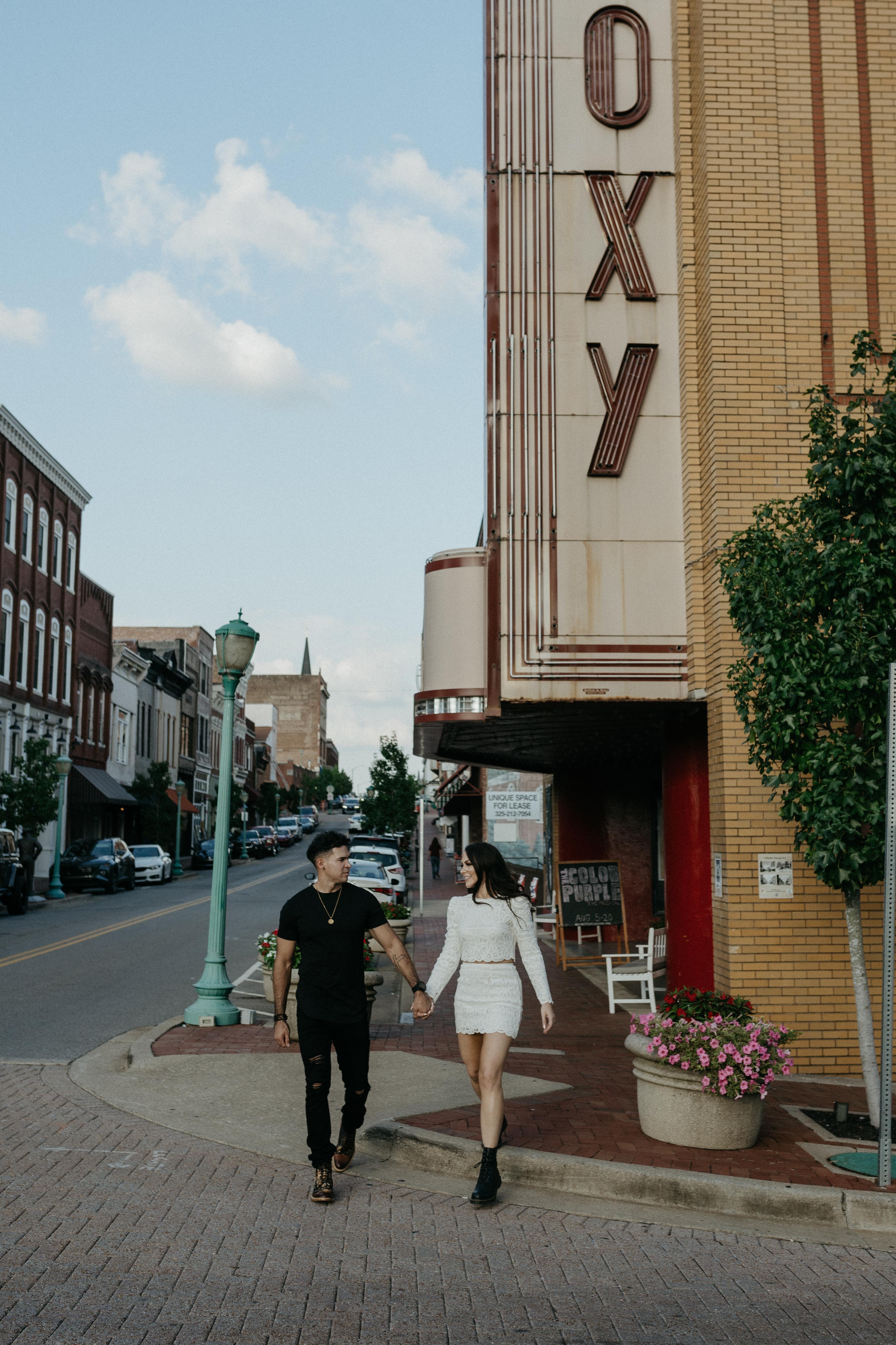 The Wedding Website of Julia Shingleton and Dru Moreno