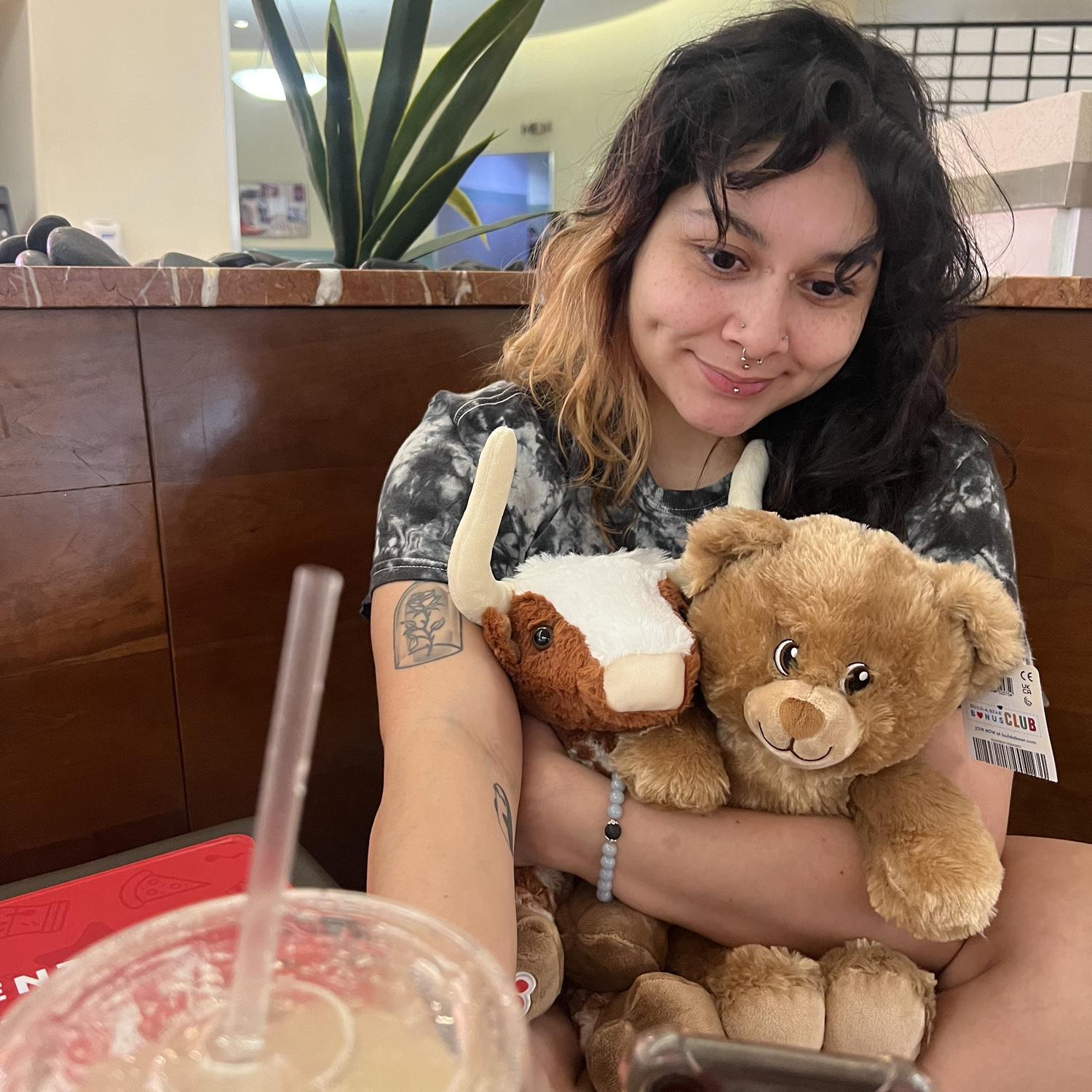 “Her dimples in this picture 🥹” -Chris