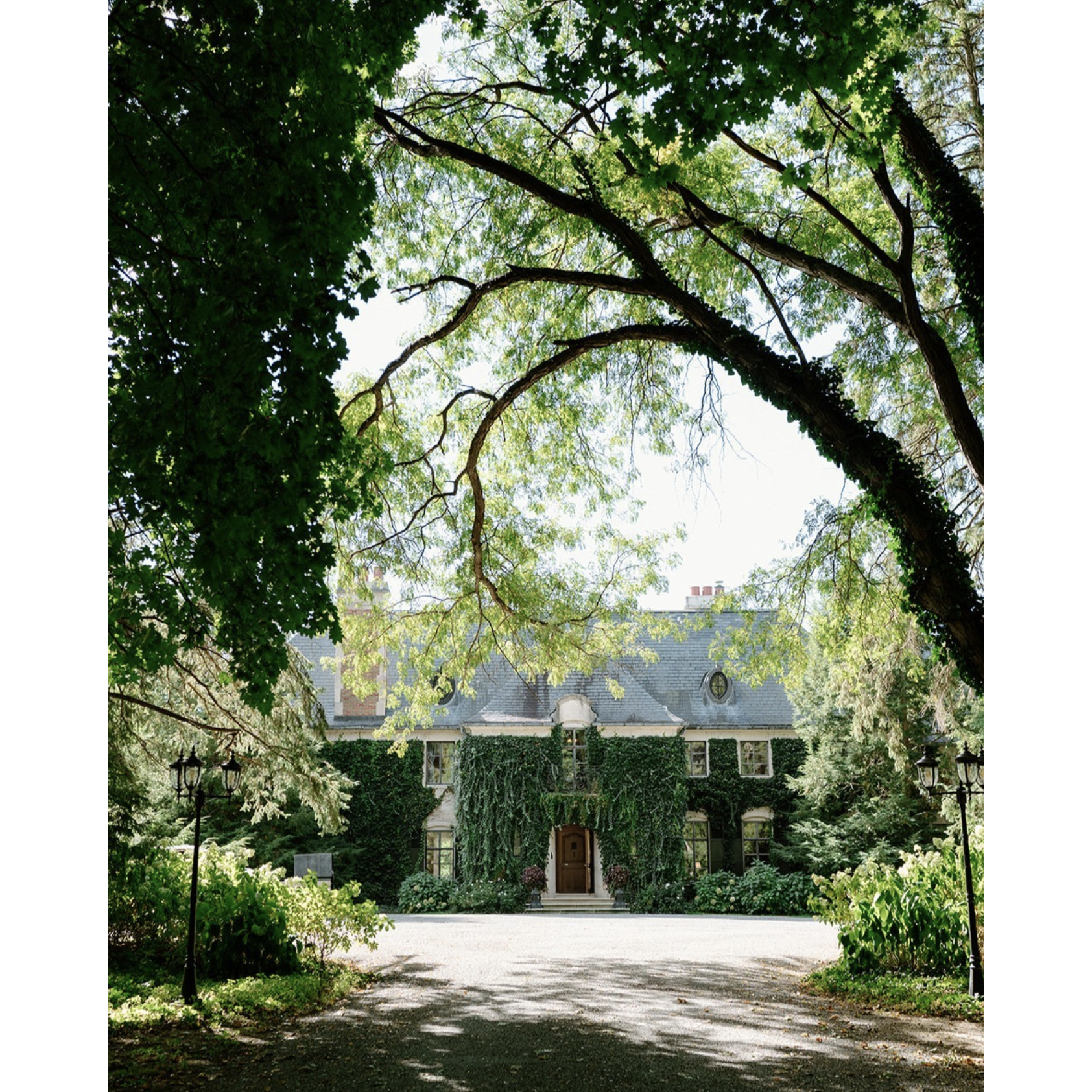 Front entrance of property