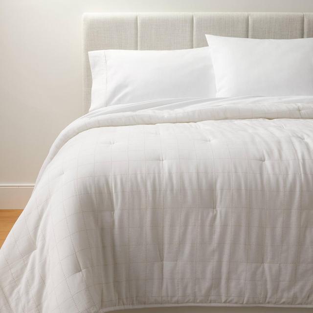 King Grid Stitch Cotton Quilt White/Light Beige - Threshold™ designed with Studio McGee