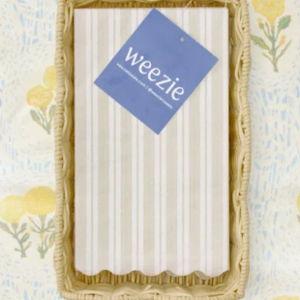 Paper Guest Towels