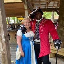 Ren Fest! A Pirate Captain and Lovely Maiden