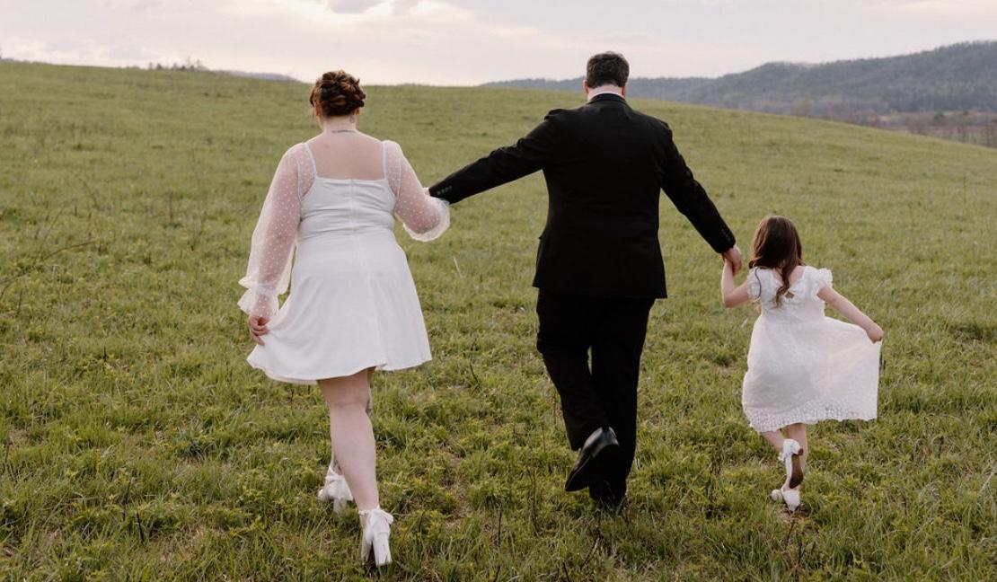 The Wedding Website of Jenna Pfeiffer and Christopher deBruyn