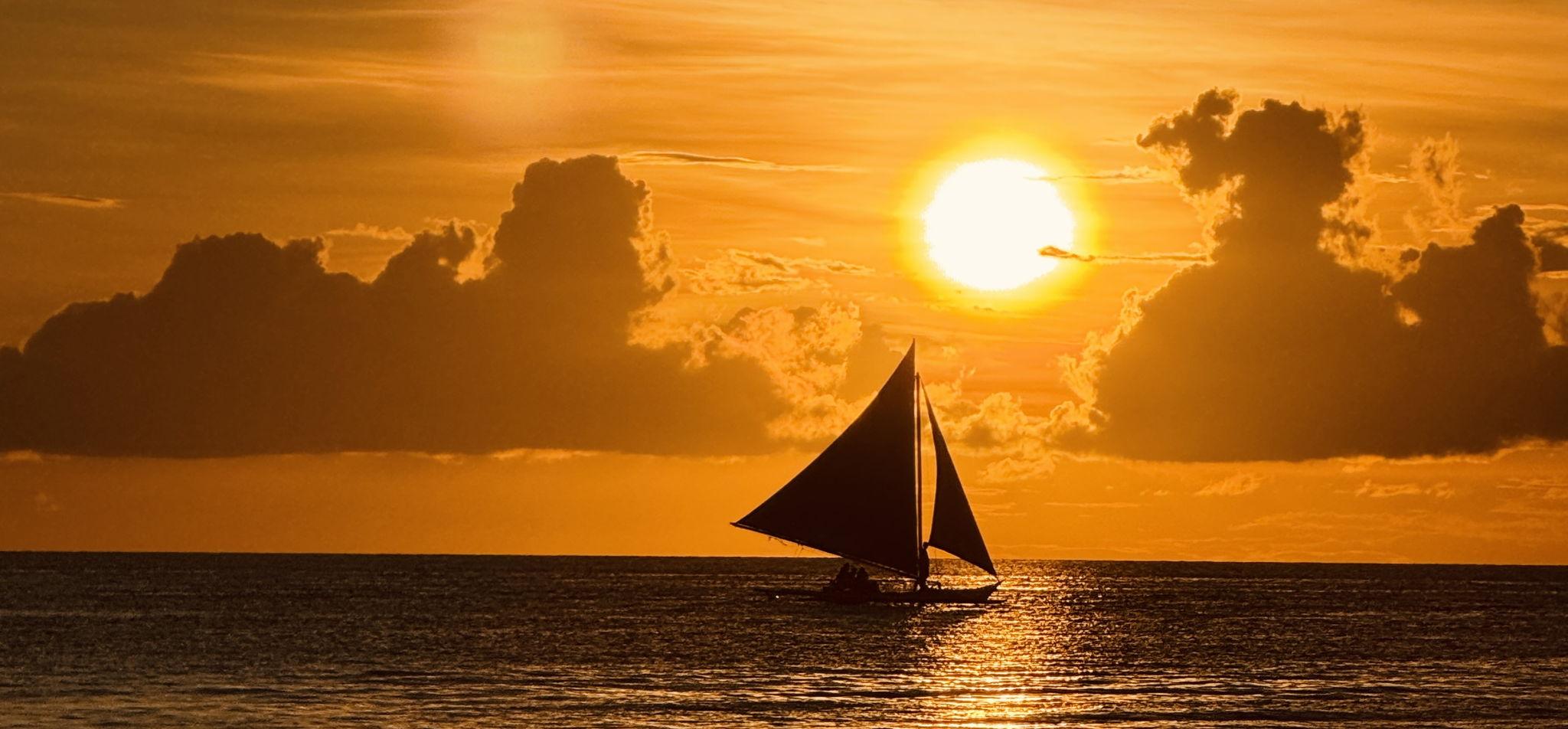 The Wedding Website of Vien Karmina and Sergio Jaime