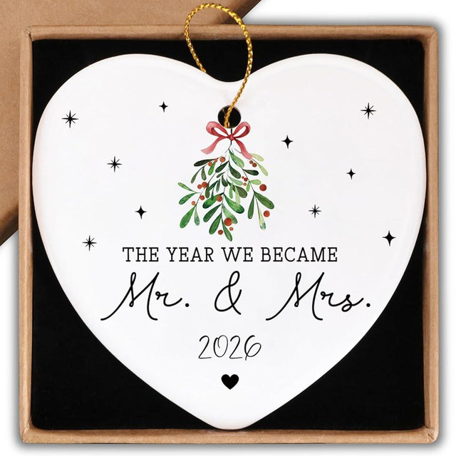 Wedding Shower Gifts for Couple 2026 Newlyweds Christmas Ceramic Ornament Keepsake Sign Heart Plaque The Year We Became Mr. & Mrs. Bridal Shower Party Just Married Gifts Decorations