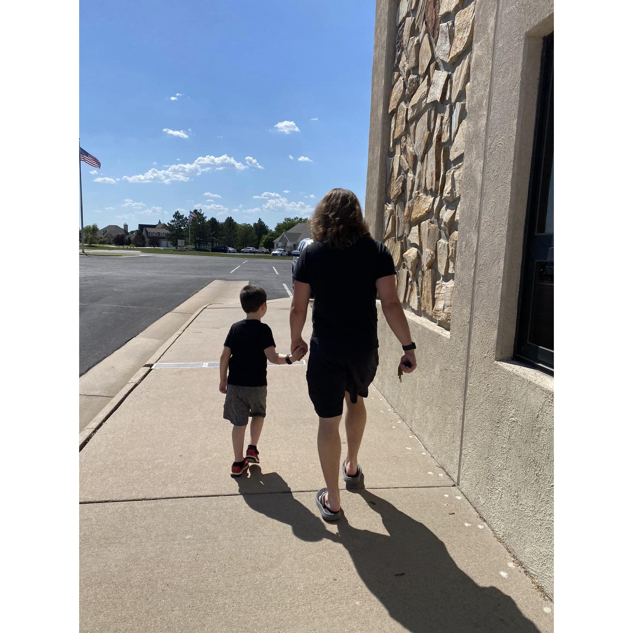 Aunt and Uncle date day to the museum with Patrick.