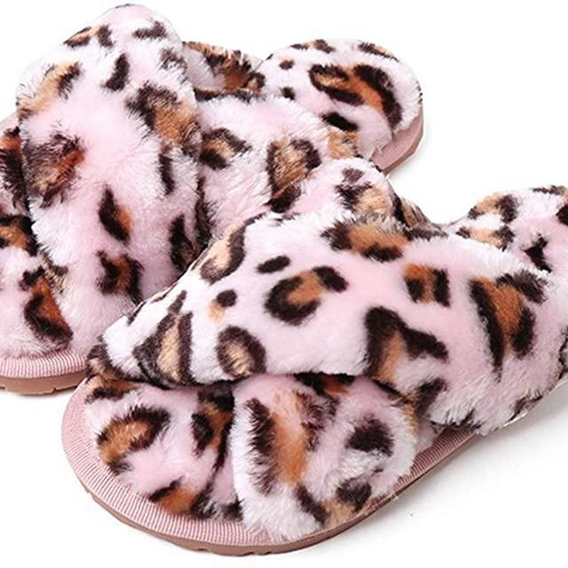 Husmeu Women's Cross Band Fuzzy Slippers Open Toe Comfy Soft Plush Rubber Sole House Shoese Indoor Outdoor Slip on Slipper Camo