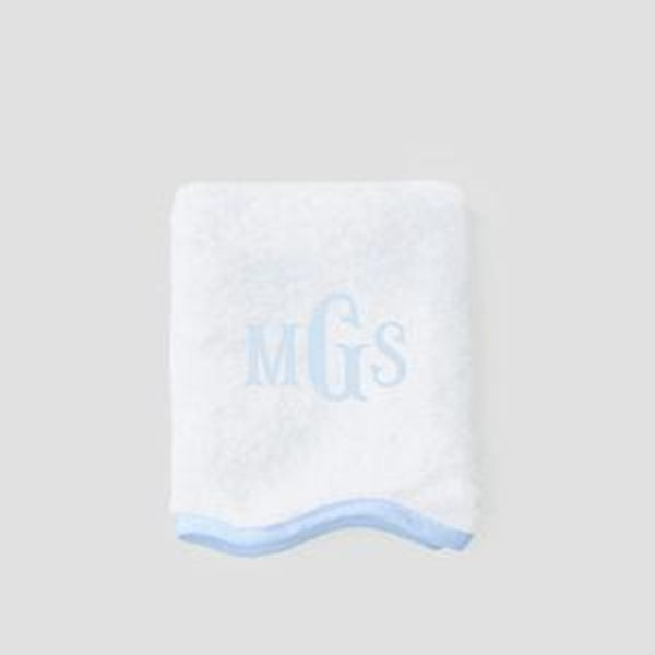 Monogrammed Scallop Washcloths In Light Blue / White (pair)