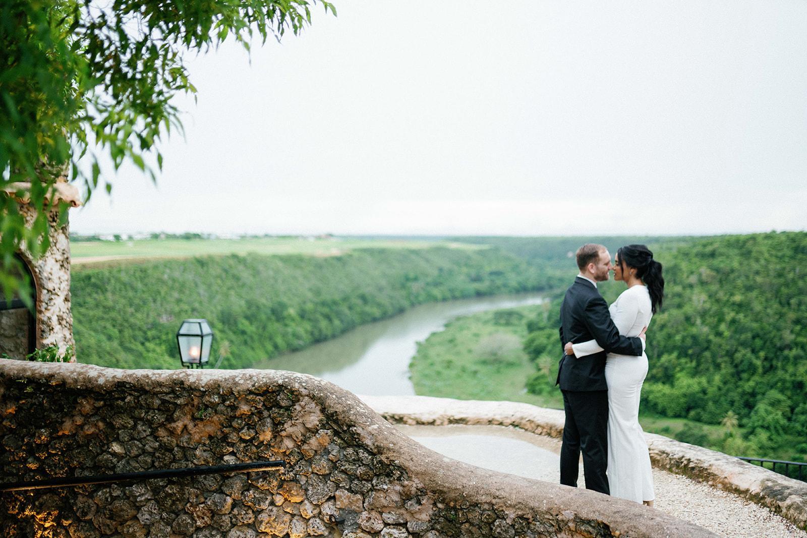 The Wedding Website of Daisy Marty and Justin Egber