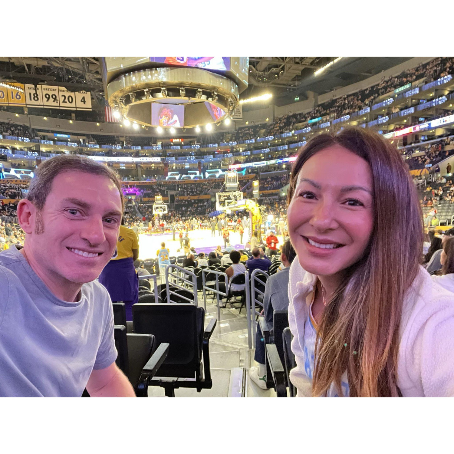 Let's go Lakers, let's go!