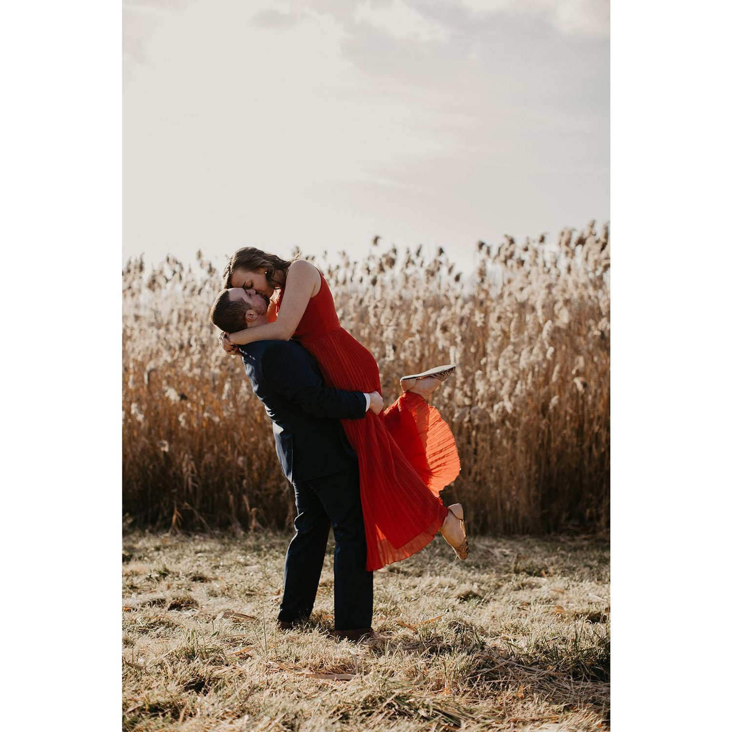 Engagement Photos, Shawnee Trail Tree Farm | Victoria Photos, December 2019