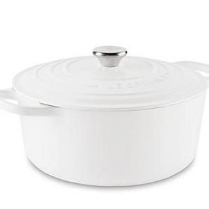 Le Creuset Signature Cast-Iron Round Dutch Oven, 5 1/2-Qt., Matte White