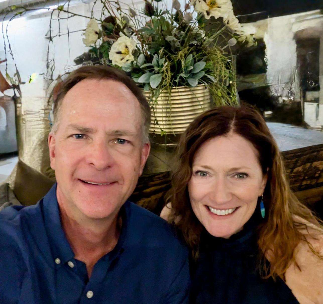 The Wedding Website of Paula Hildebrandt and Jay Devereux