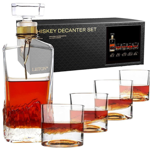 LIITON The American Peaks Whiskey Decanter Set – 34oz Mountain Crystal Glass Decanter with 4 Old Fashioned Glasses – Premium Gift for Men – Bourbon, Scotch, and Liquor Lovers