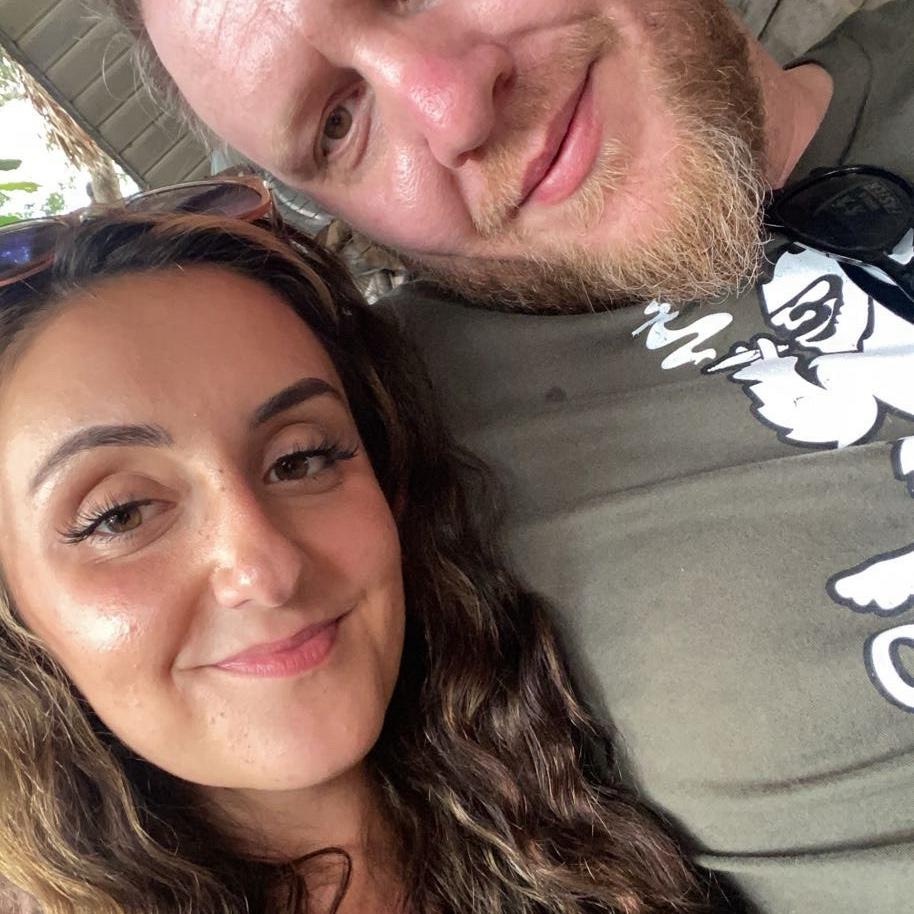 Dinner and live music
Bradenton FL 2022