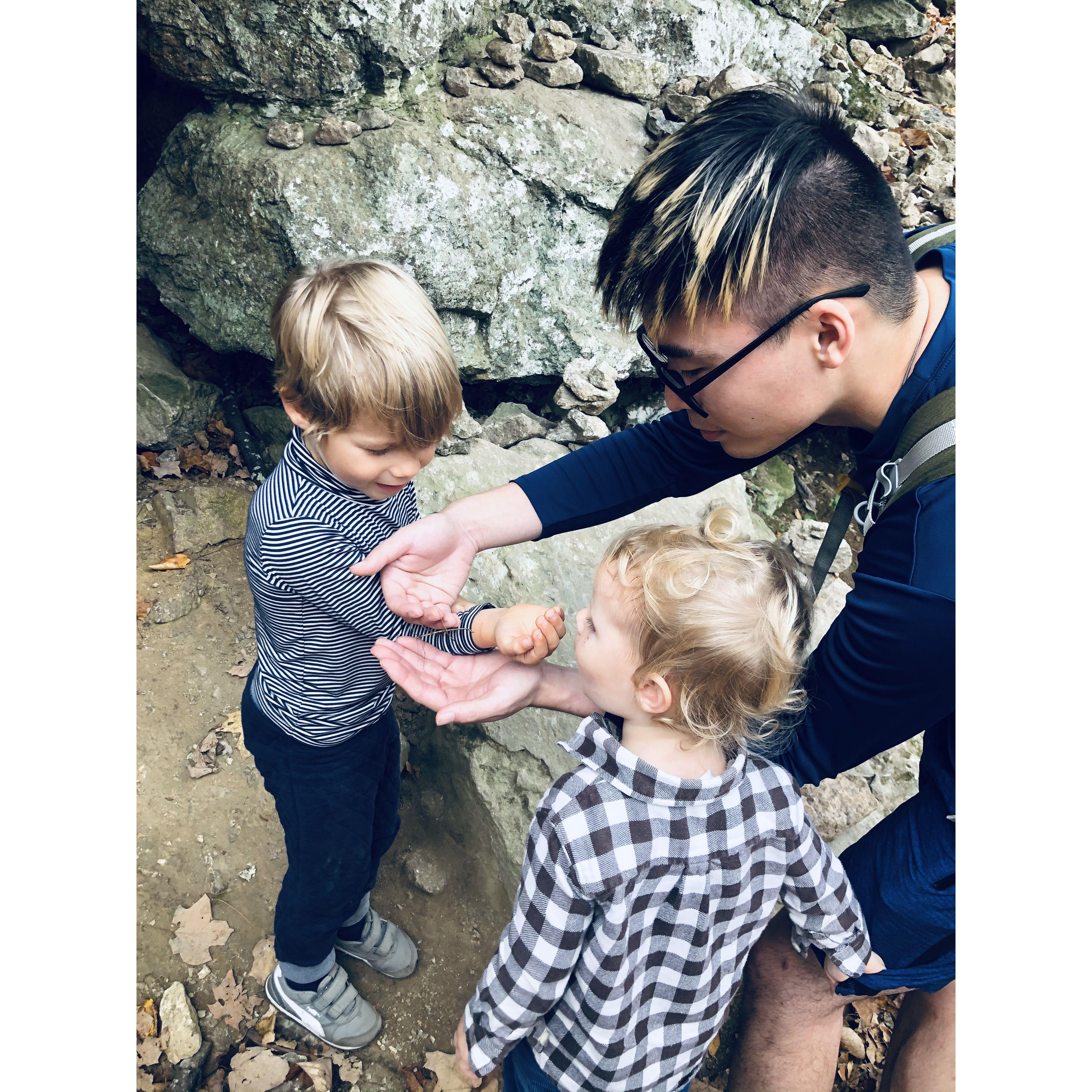 Vincent teaching nephews about walking sticks! (He's soooo good with kids:-)
(Oct 25, 2020)