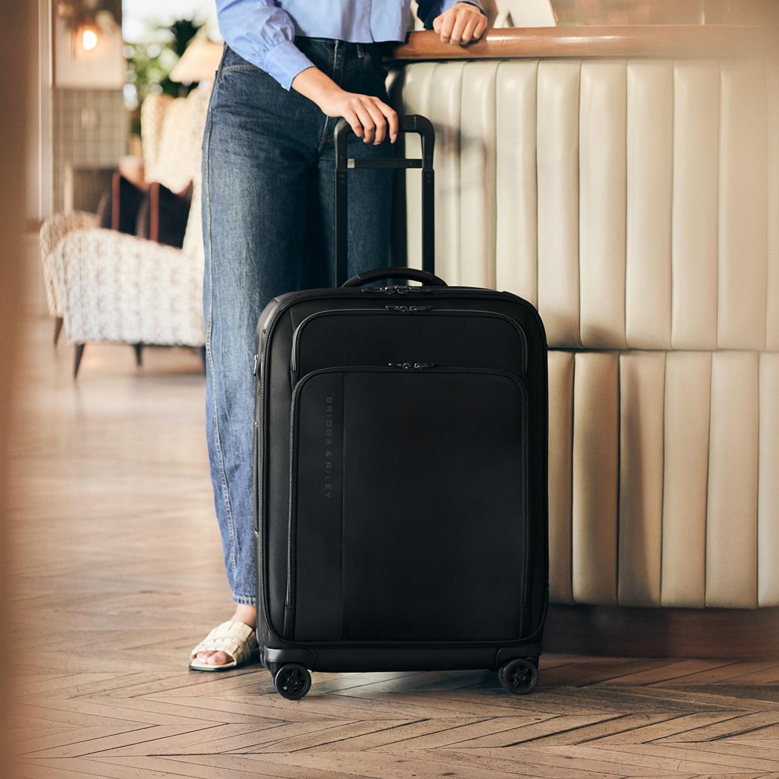 Briggs & Riley, ZDX Medium Expandable Spinner | Zola