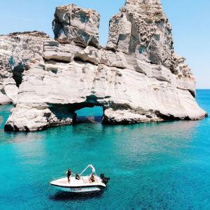 Boat Rental in Milos