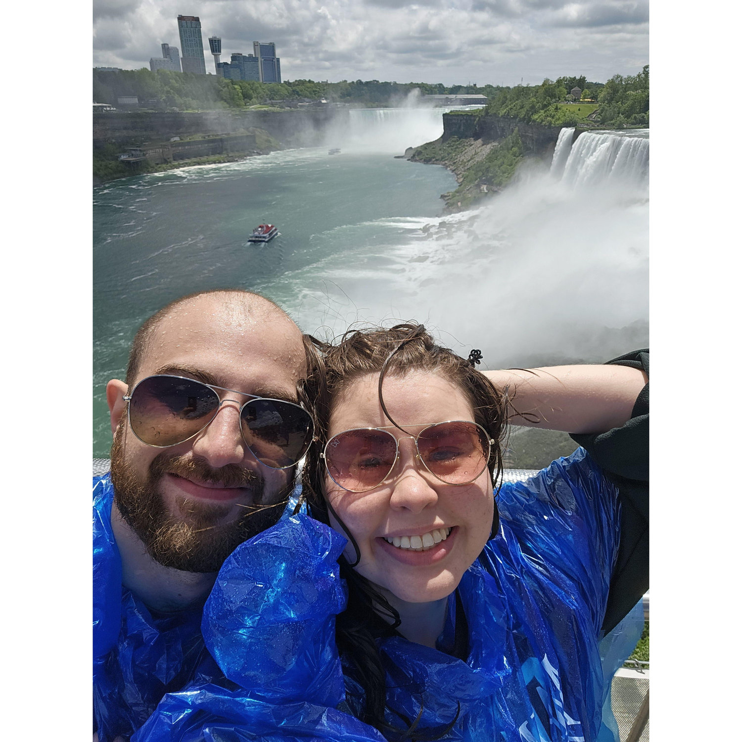 Hannah Grace takes Troy to Niagra Falls!