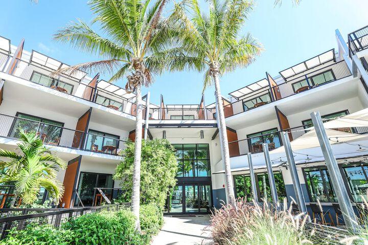 The Wedding Website of Rebecca Doman and Michael Ivey