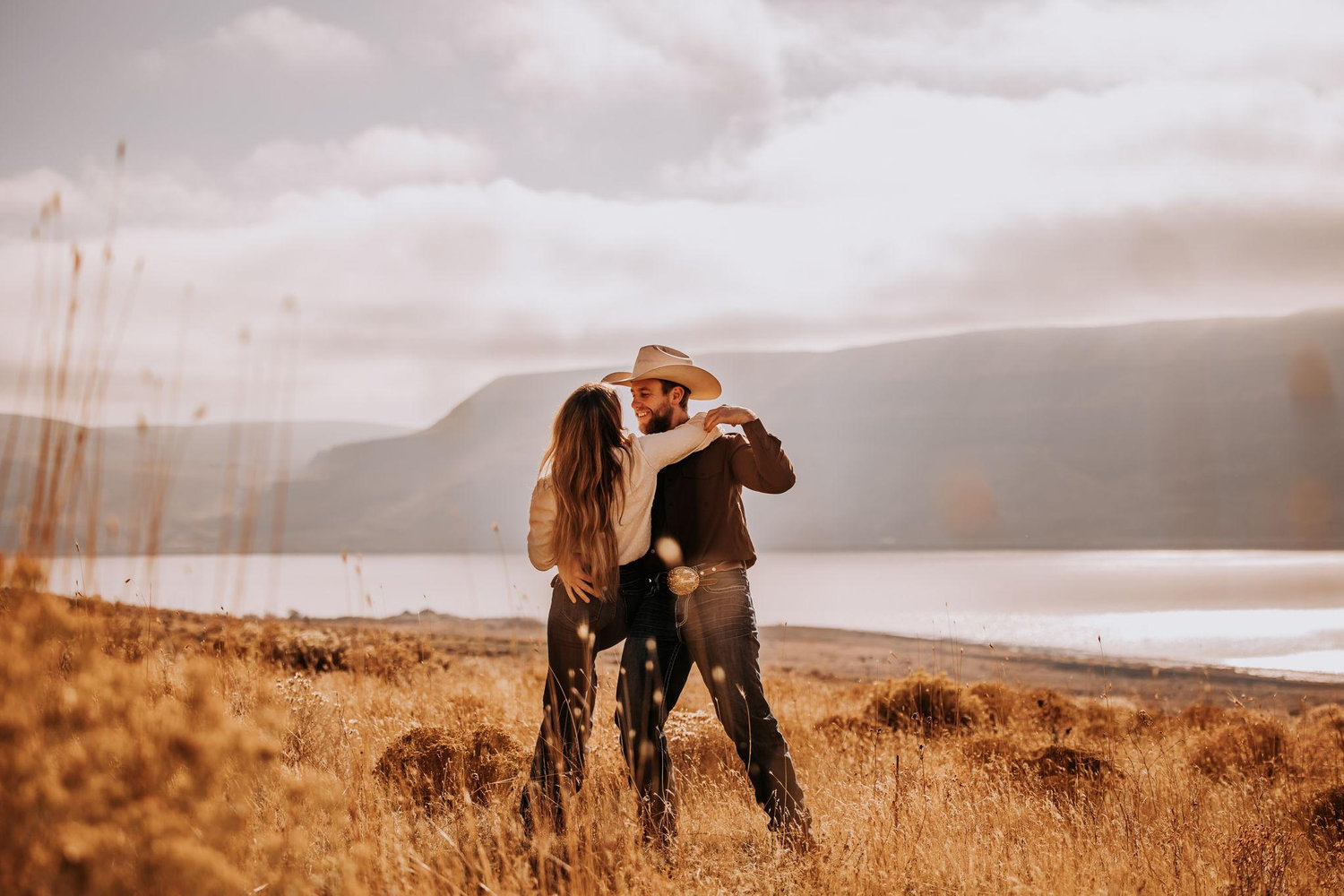 The Wedding Website of Jamie Jo McLaughlin and Logan Siebert