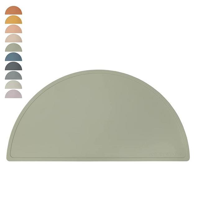 Silicone Pet Food Mat: Waterproof, Non-Slip, Raised Edges to Prevent Spills, Easy-to-Clean Flexible Tray for Dog Feeding and Water Bowls. Large, Cute, Modern Design.