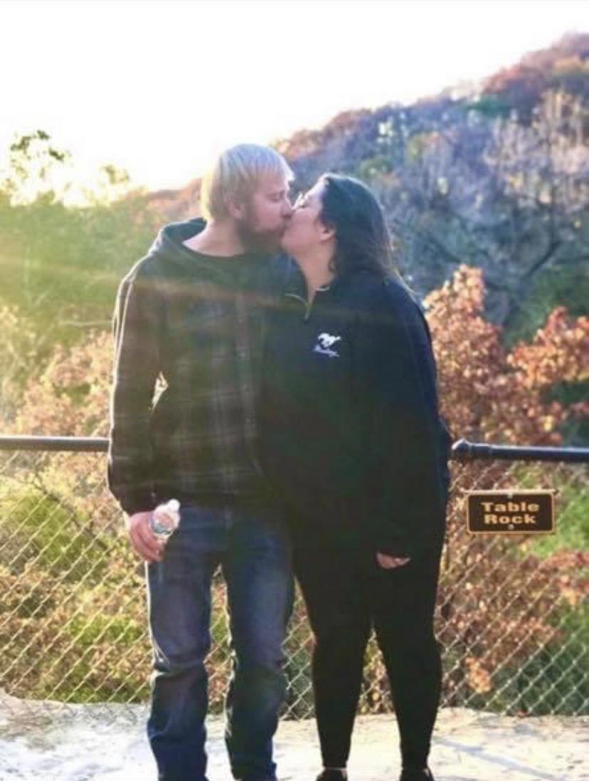 The couple hiked to their special spot the following year at ledges state park in iowa on top of table rock