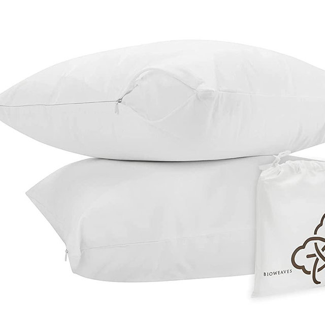 BIOWEAVES 100% Organic Cotton Breathable Pillow Protectors GOTS Certified with Zipped Closure – Standard, 20 x 26 inches, 2-Pack