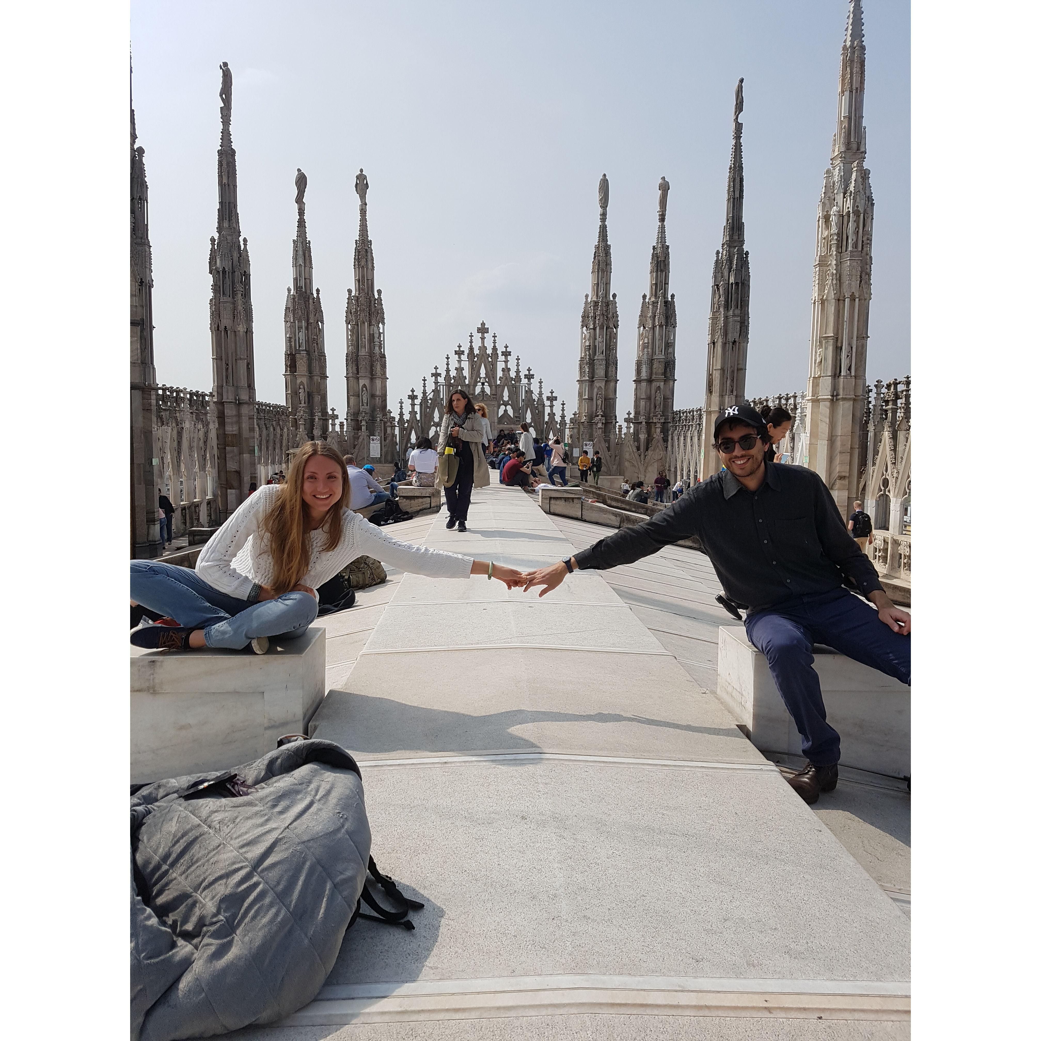 Sul tetto del Duomo di Milano nel periodo in cui abbiamo vissuto lì / On the roof of the Milan Cathedral during the time we lived there - 2018