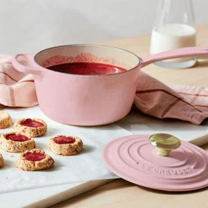 Le Creuset Signature Saucepan - Chiffon Pink