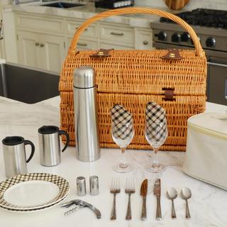 2-Person Willow Picnic Hamper