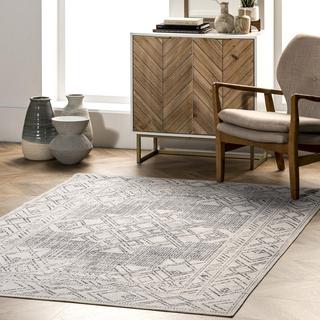 Mia Geometric Medallion Area Rug