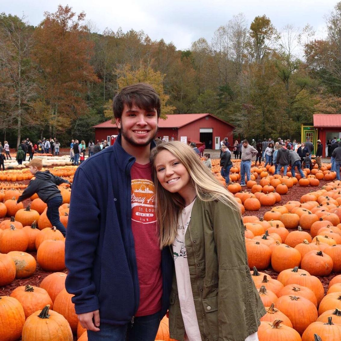 Conklin family tradition of visiting Burts Pumpkin Patch! 🎃🍂 Every fall since 2018!