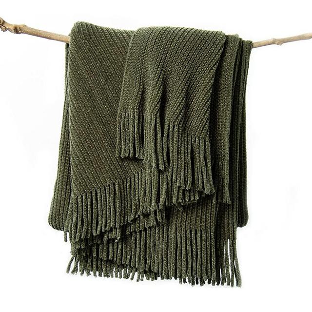 LIFEIN Knitted Green Throw Blanket for Couch - Soft Fall Farmhouse Chenille Boho Throws, Cozy Knit Small Lightweight Blankets&Throws with Tassels for Home Decor,Bed,Chair,Sofa (Olive Green,50*60 in)