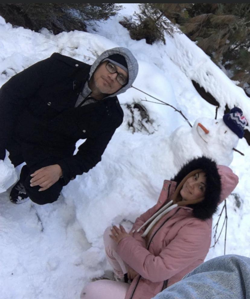 Nuestra primera visita a las montañas nevando