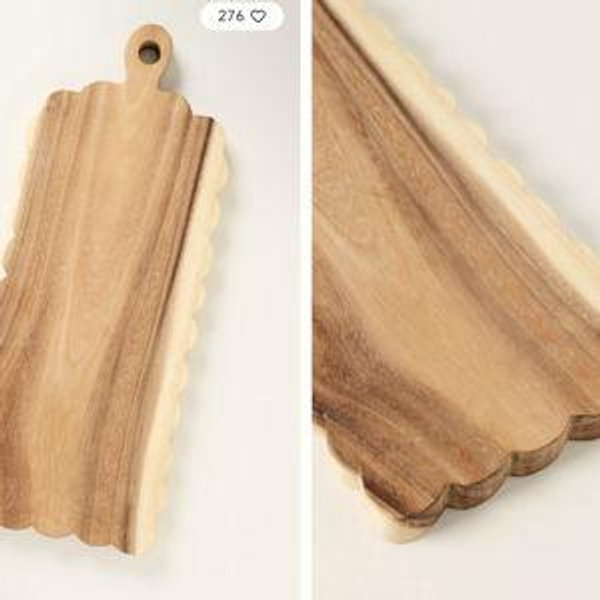 Scalloped Wood Cheeseboard