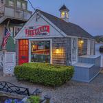 Bearskin Neck