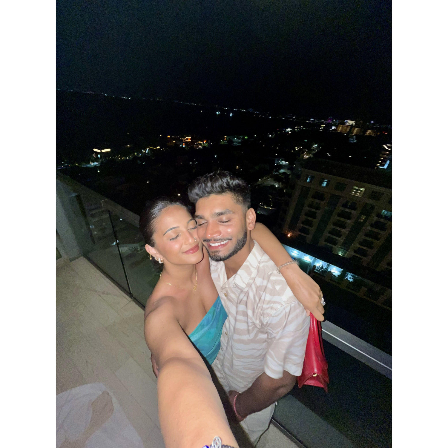 Sun kissed (or burnt, whatever your POV desires) || June 2024