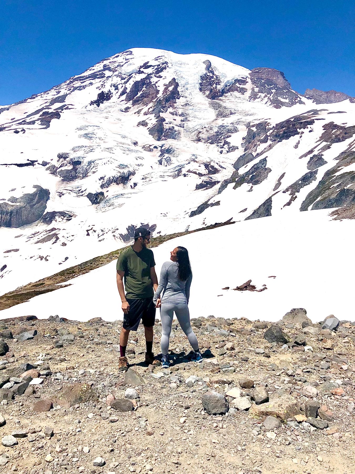 A hiking buddy appreciation moment. June 2021, Mount Rainier National Park (WA).