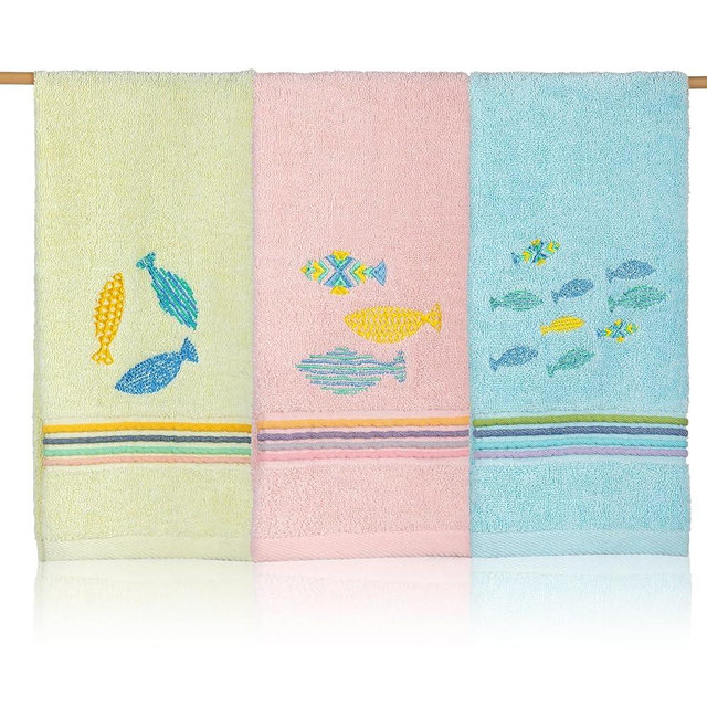 RinRinfam Cute Fish Hand Towels Cotton Embroidered Coastal Fish Bathroom Decor 14x29 Inch Farmhouse Decorative Funny Soft Absorbent Fishing Towels for Bathroom Kitchen Blue